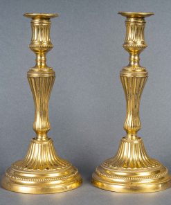 Paire de flambeaux en bronze ciselé et doré époque Louis XVI vers 1780