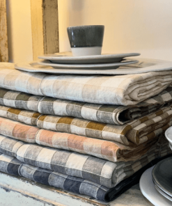 Nappe Vichy 170x240cm, Différentes Couleurs | Maison de Vacances