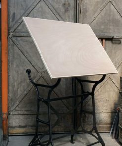 Ancienne table à dessin d’école: EPDI